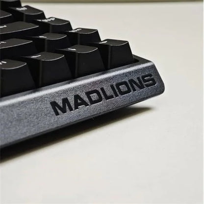 FGG MAD 68 HE RGB USB angol gaming Magnetic Amber Axis Pro mechanikus billentyűzet fekete