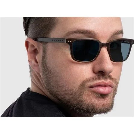Gunnar Muir napszemüveg ébenfa kék (Bontott!)