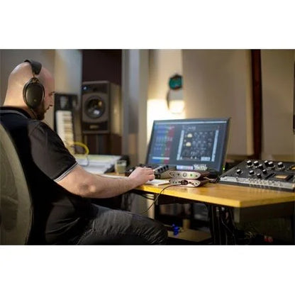 ifi ZEN One Studio 2.0 32-bit USB 3.0 B; Bluetooth 5.1™, SPDIF DAC