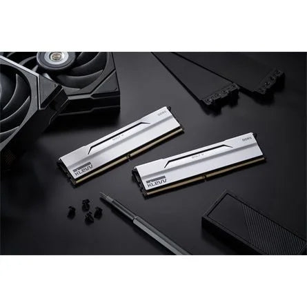 KLEVV BOLT V 64GB 6000MT/s DDR5 memória CL30 Kit of 2 fehér