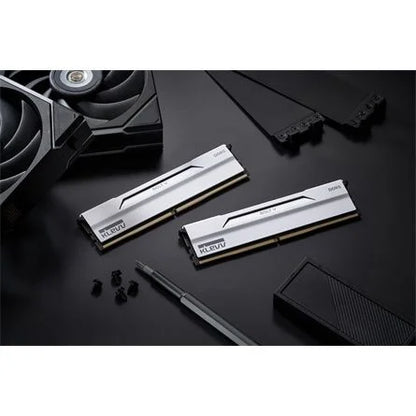 KLEVV BOLT V 64GB 6000MT/s DDR5 memória CL30 Kit of 2 fehér